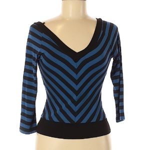 🛑TEMPORARY HOLD🛑 NWOT Shine New York Stretchy Chevron Top